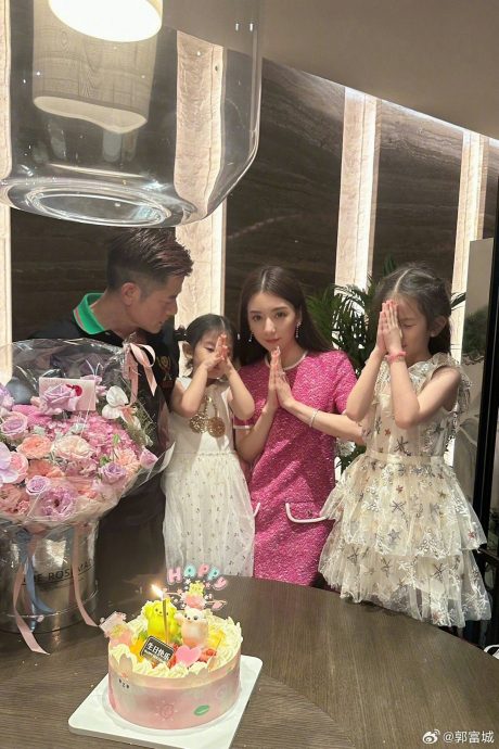 郭富城忆亡母流男儿泪 哽咽:相信她一直在身边