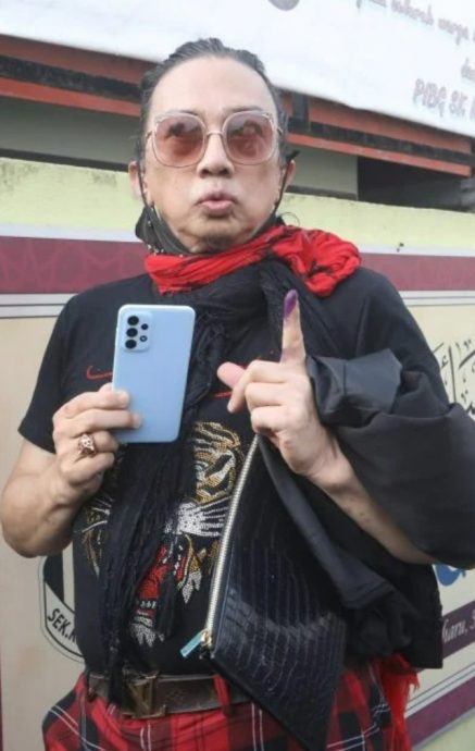 阿兹万:华玲开斋节嘉年华关闭因生意不好 “与演出无关”