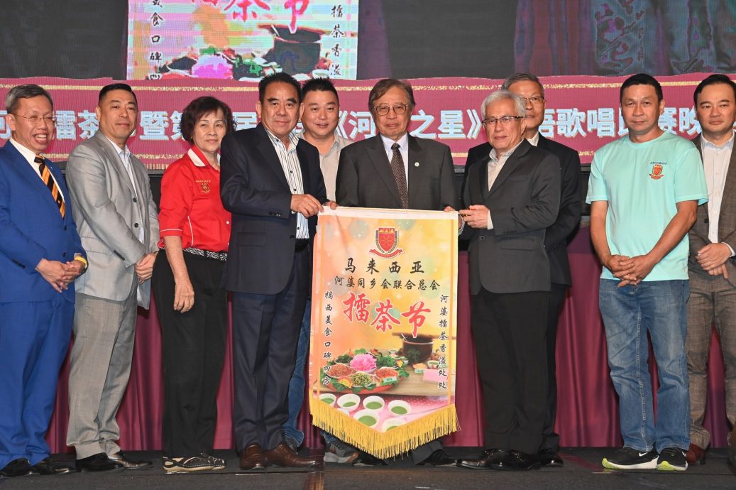 阿邦佐哈里以河婆擂茶妙喻砂拉越种族和谐