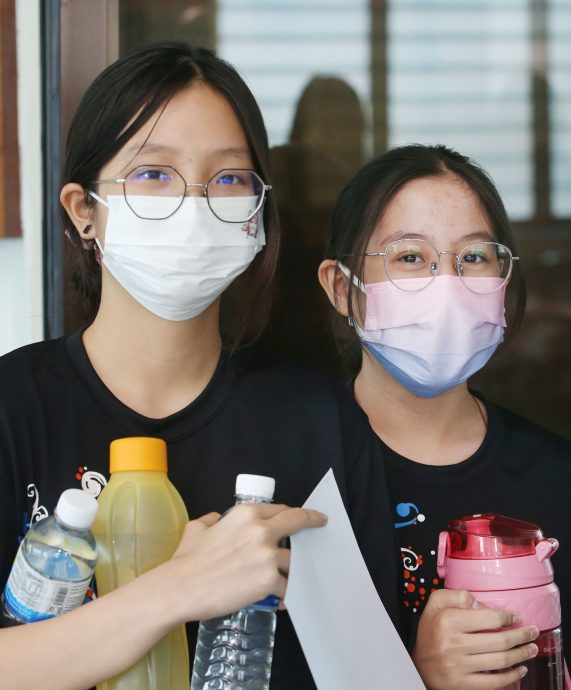 霹咖啡茶商公会今食品处理员培训课程及打伤寒疫苗反应佳 计划每月办一次