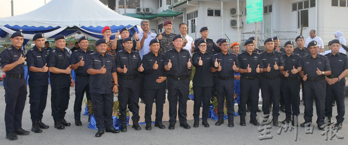 霹警方:安全行动四大目标 吁民众谨慎驾驶减车祸