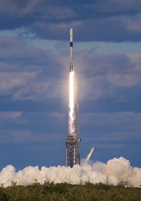 韩防长:朝鲜或于本月发射第二颗军事侦察卫星