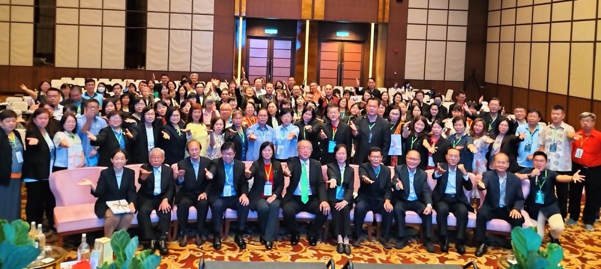 骆锦地：教导学生正确价值观 华中教育工作者须慎思