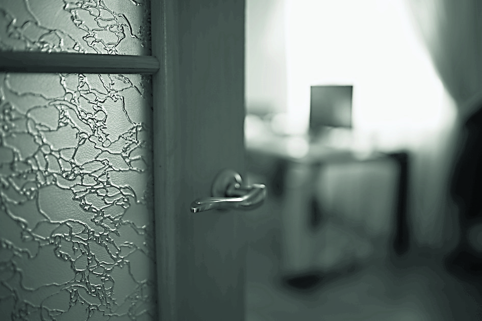 （28/4见报）城人小说——闹鬼的房间／王樾