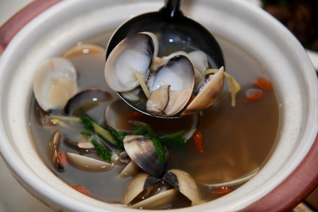 (4月27见报)大都会-揾食好易/焌の烧/多图
