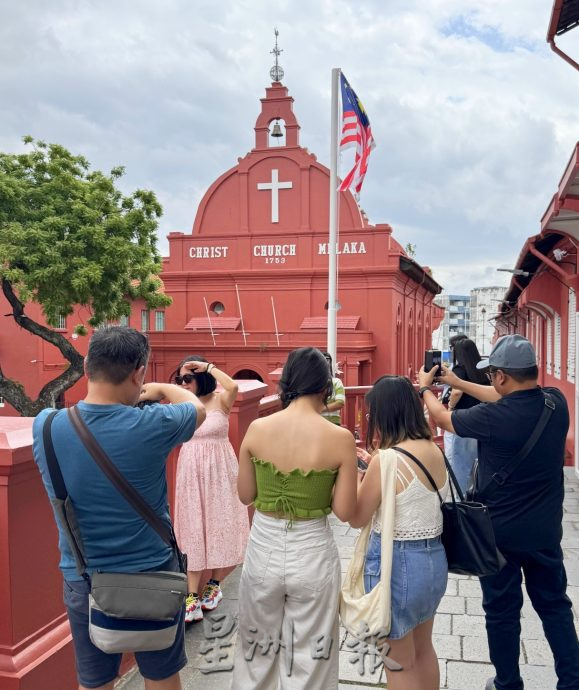 （古城封底主文）《用眼睛去旅游》：马六甲基督堂