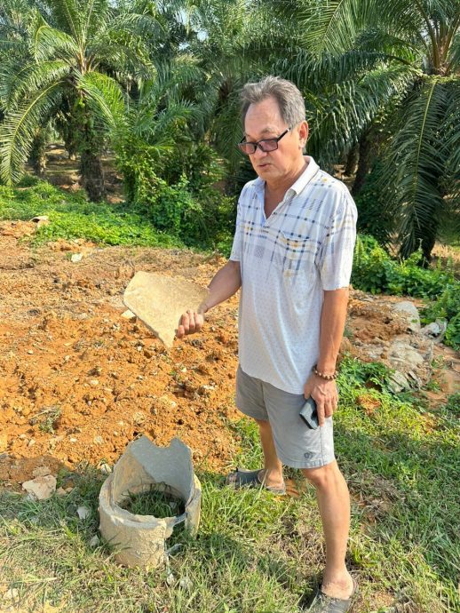 （古城封面主文）一周爆3次水管犹如“小瀑布” 马接村民频制水苦不堪言