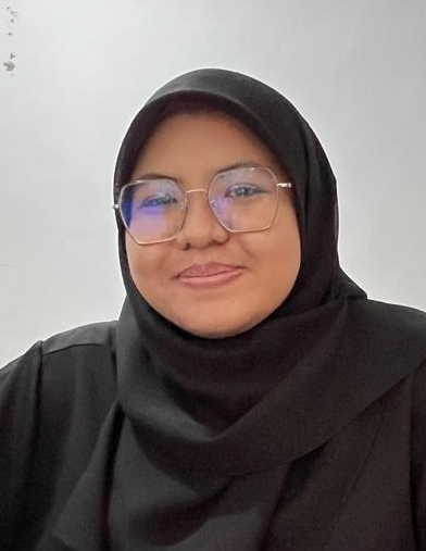 (古城封面主文)仙特拉巴士站现返乡热潮 开斋节车票热卖