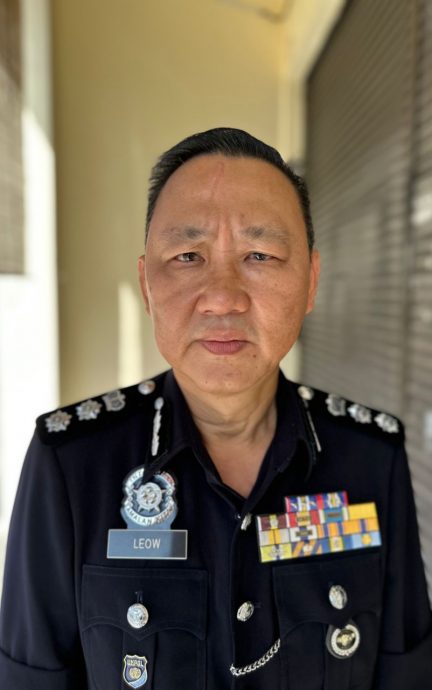 (古城封面主文)甲数间商店“挂羊头卖狗肉” 警方国能联手切断电供