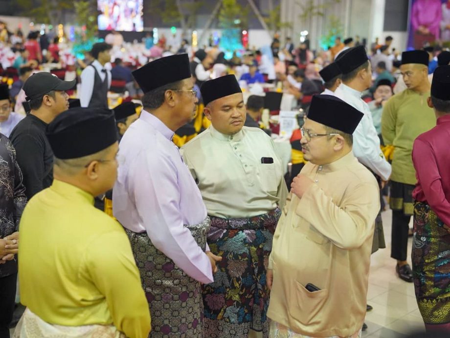 （古城版）甲州政府开放门户吸引2万人出席