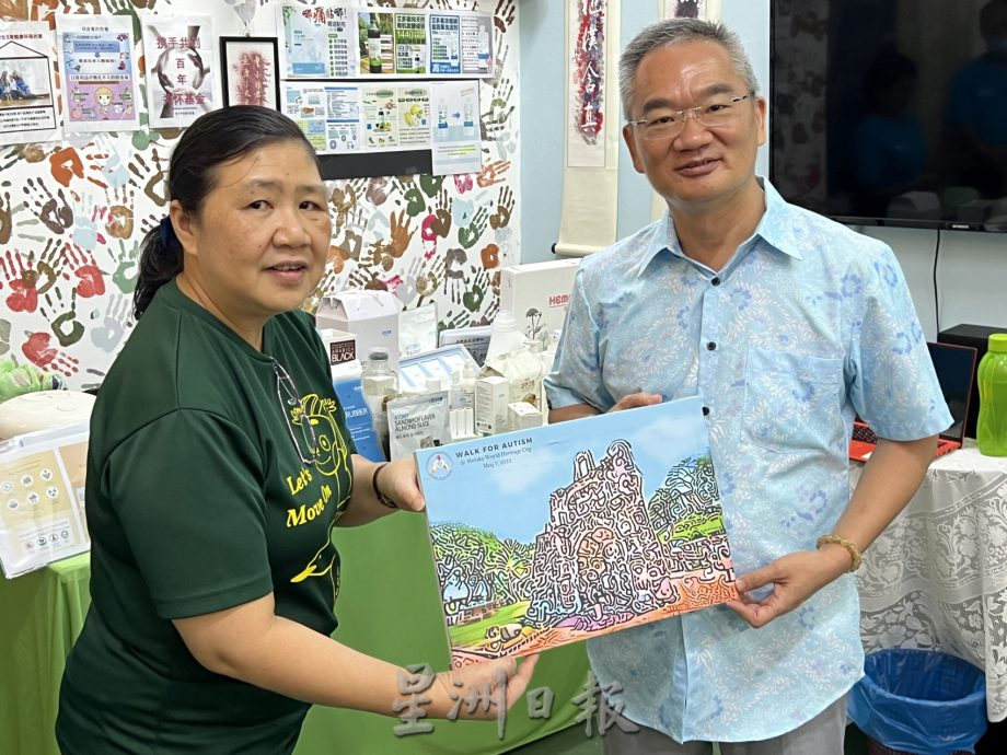 (古城第七版主文)不一样店坊3周年·邱培栋呼吁优先购买作品支持