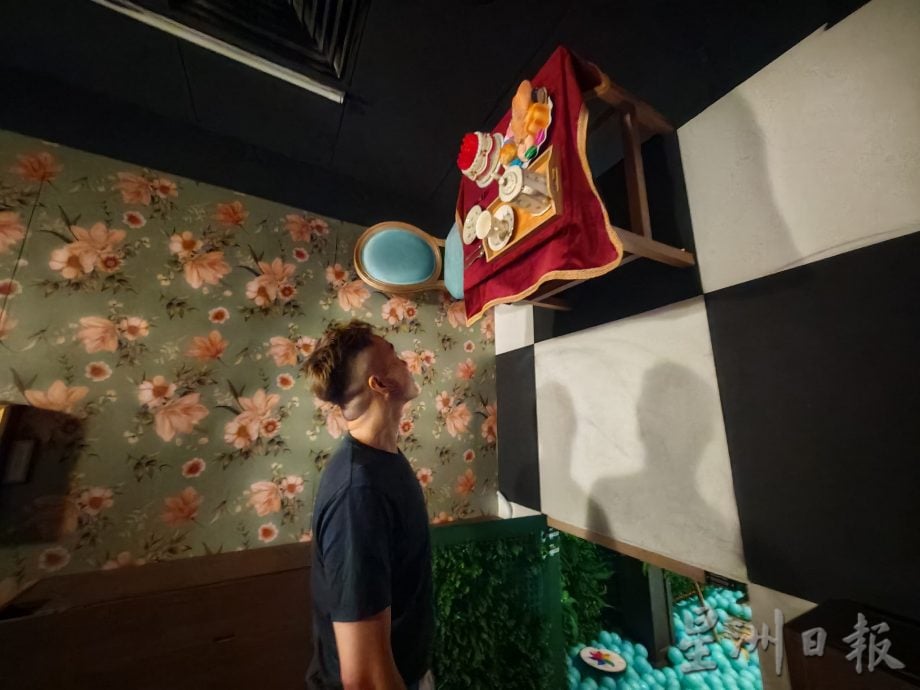 (古城第二版主文)专栏《你动摇了吗》:密室逃脱动脑筋,沉浸在另一个世界解谜题