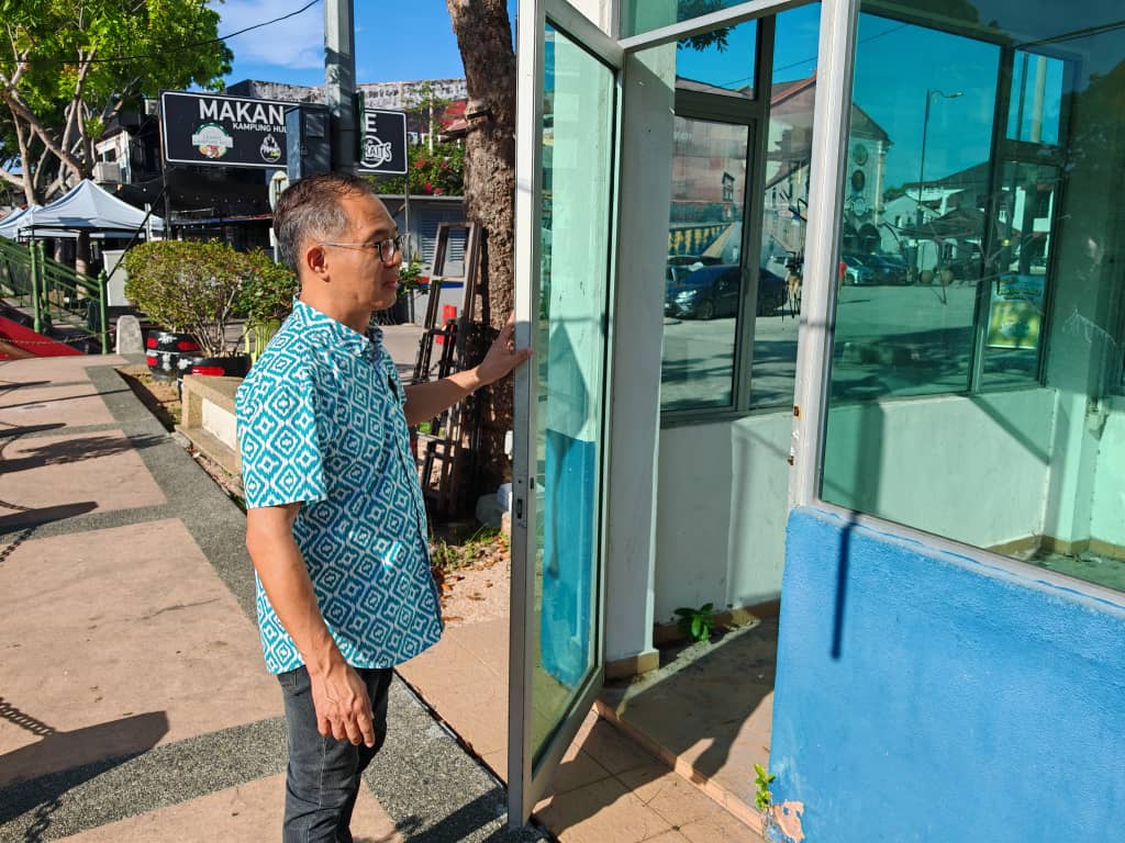 (古城第二版主文)甘榜乌鲁停车场又出现非法收取停车费,刘志俍要求市政厅及警方严正看待