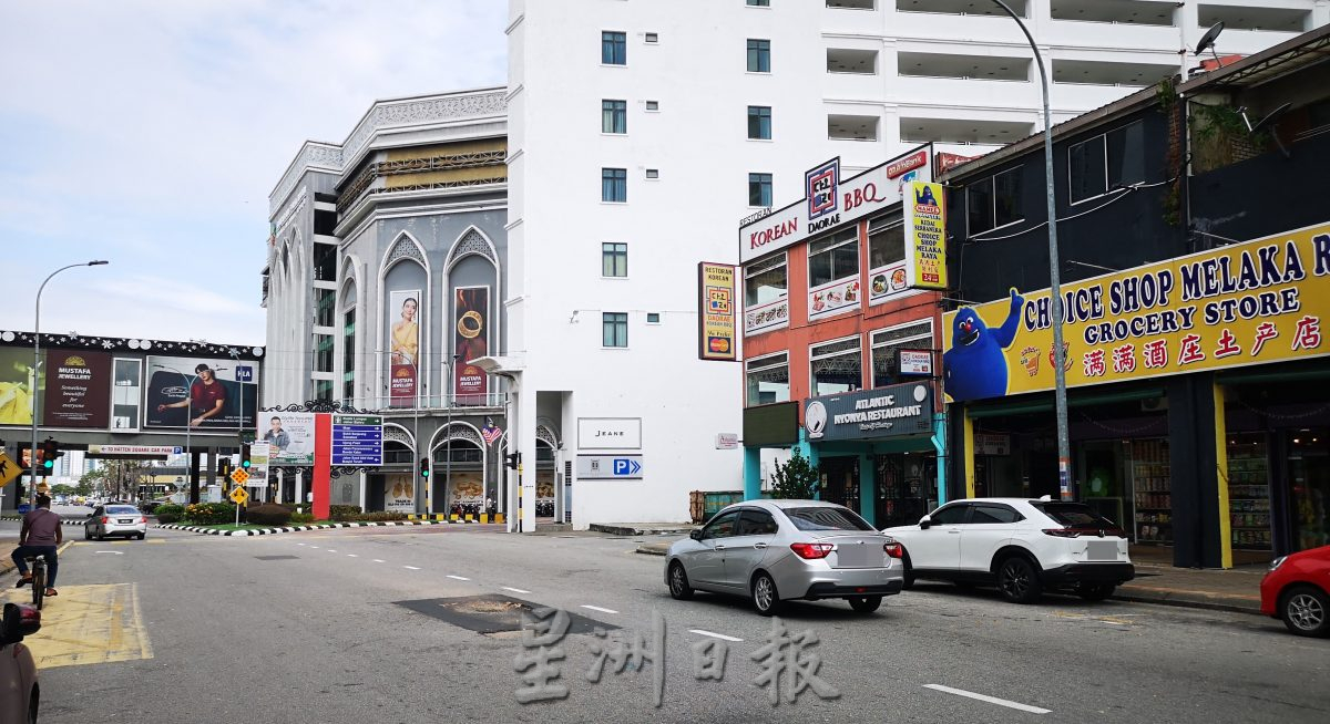 （古城第二版主文）甲拉也默迪卡路路坑好大 威胁公众安全