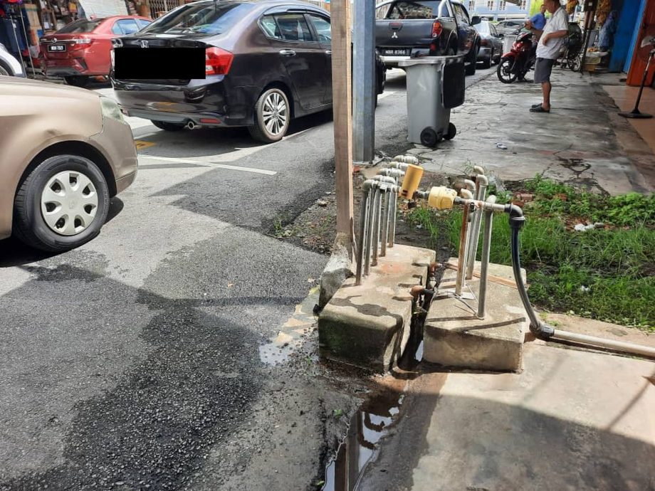 (古城第二版主文)祈安律及新街多处水管爆裂