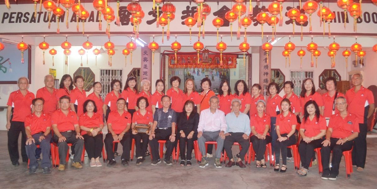 (大北马)振文阁新届理事就职礼 陈莲枝续任阁长