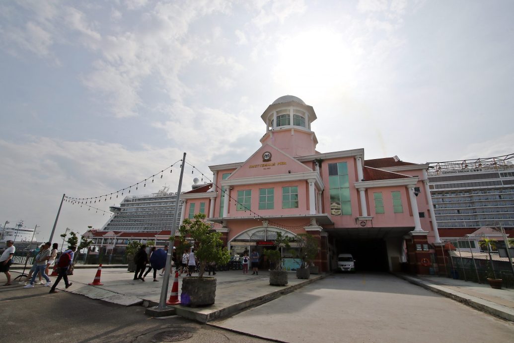 (大北马)槟港口今年放眼迎来161次国际邮轮停靠 杨顺兴望淡季时开拓沿河观光游船