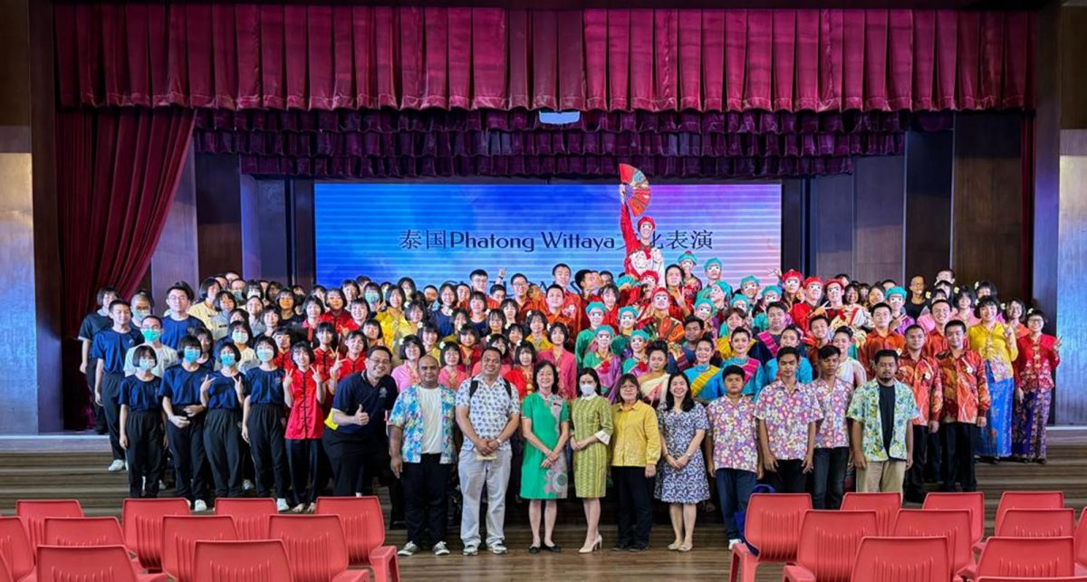 (大北马)泰国学生莅临日新中学交流