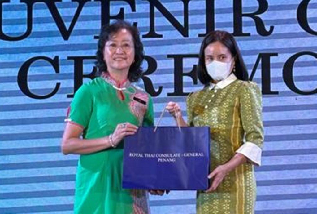 (大北马)泰国学生莅临日新中学交流