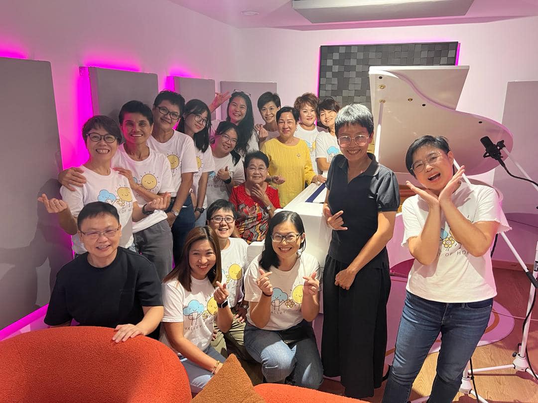 (大都会)《希望之谷》音乐视频激发社会关爱和正能量