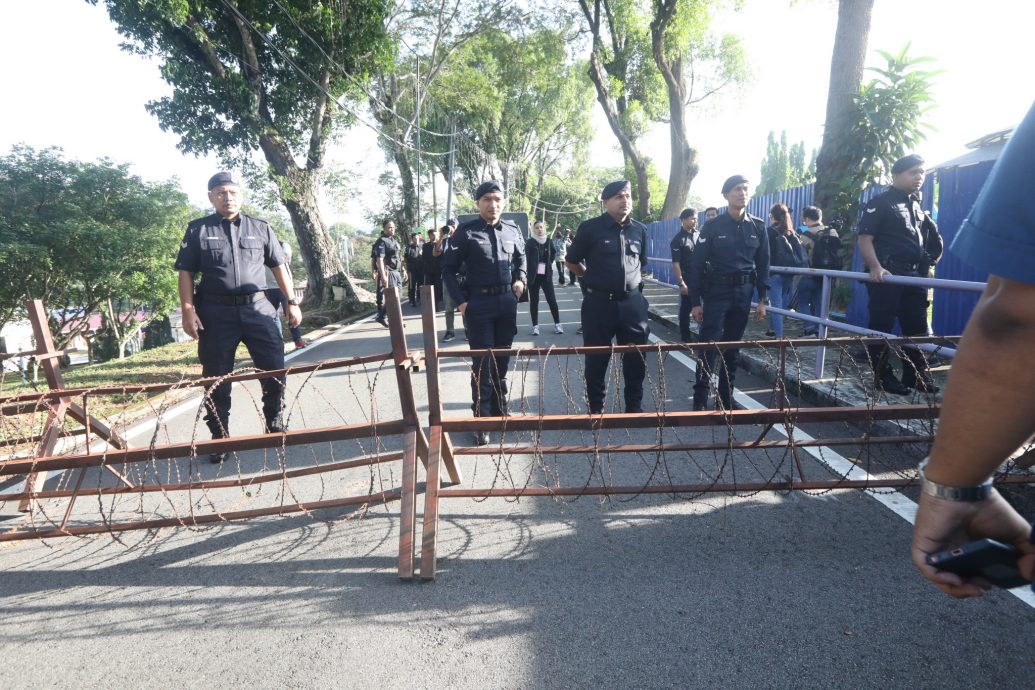 (大都会)封底画页短文