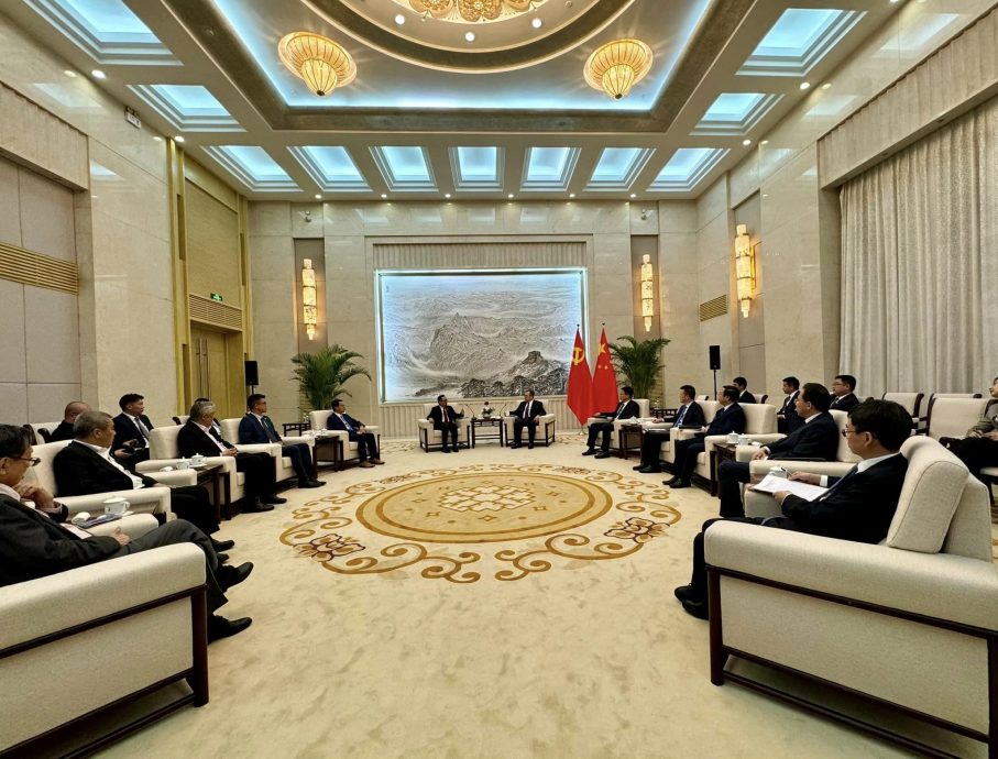 (已签发即时)科艺部长官访北京 郑立慷与刘建超会面