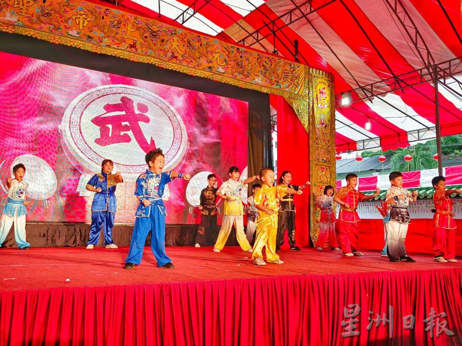(已签发)柔:“三月初三锣鼓响”潮州童谣朗诵比赛 谢欣卉夺冠