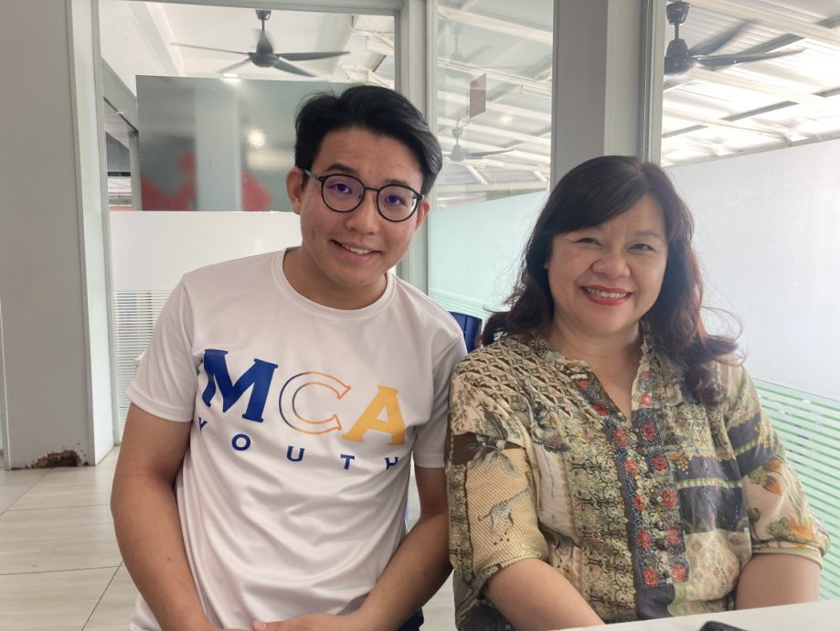 (已签发)柔:暴雨不到半小时住家就淹水,市议员要求展开清沟工作