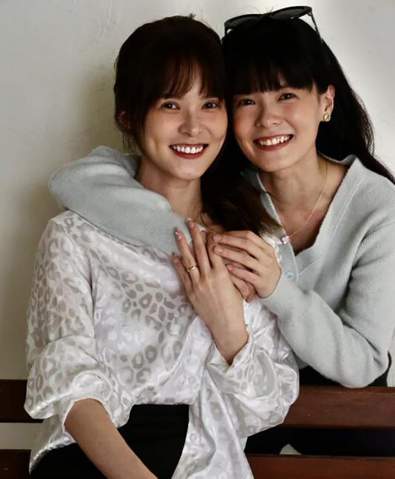 (已签发)柔:狮城二三事:胡佳嬑胡佳琪 姐妹花试镜‘抢’角色