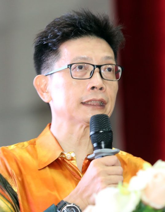 (早报头)大都会:高产基金会赞助巴生培英《星洲日报》,支持阅报计划