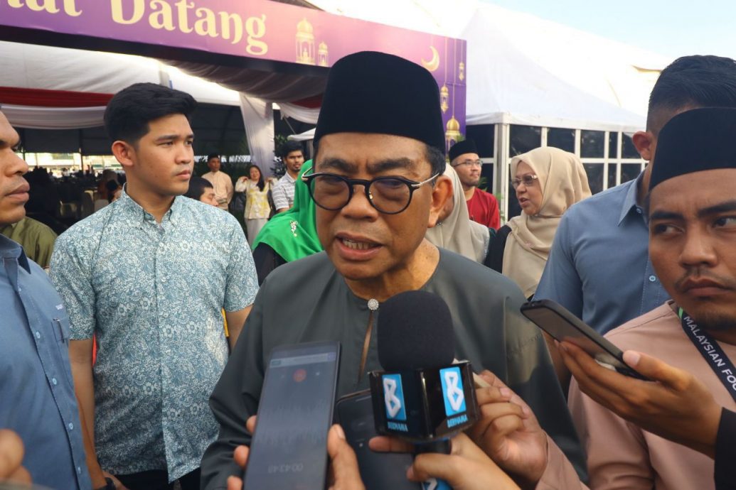 (未签发)全国:新闻:莫哈末卡立:军营作战跳水池工程存设计缺陷等问题,预计6月底7月完工