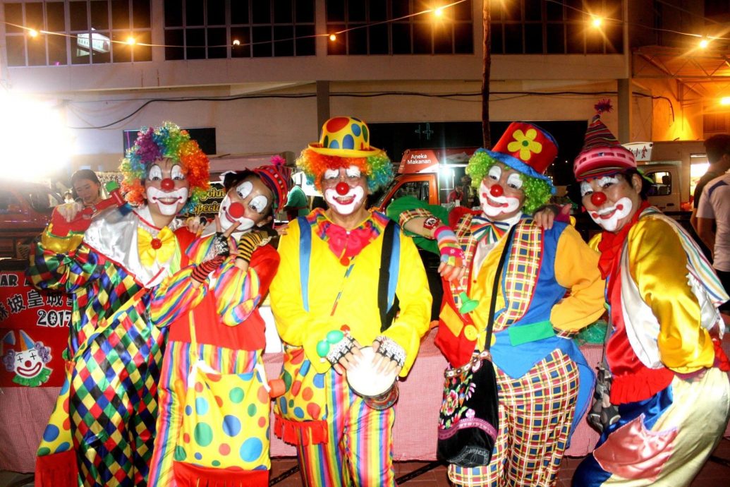 【暖势力】： 90后视障心理师 生命线上与死神交手