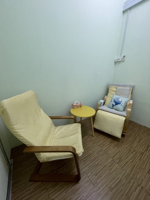 【暖势力】： 90后视障心理师 生命线上与死神交手