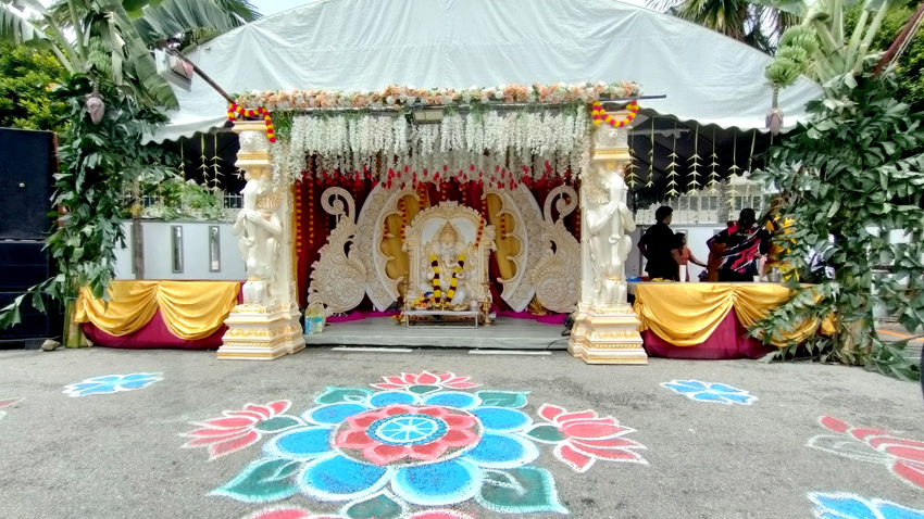 Kim Teoh／车龙中发现美