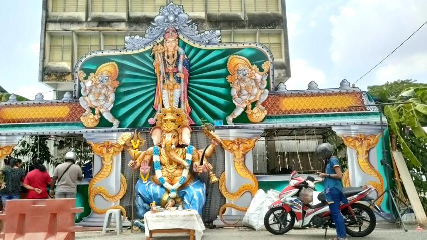 Kim Teoh／车龙中发现美