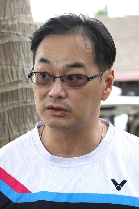 me03主文-大都会/白沙罗新村居民不满承包商要兴建电讯塔而和警方对峙/ 10图