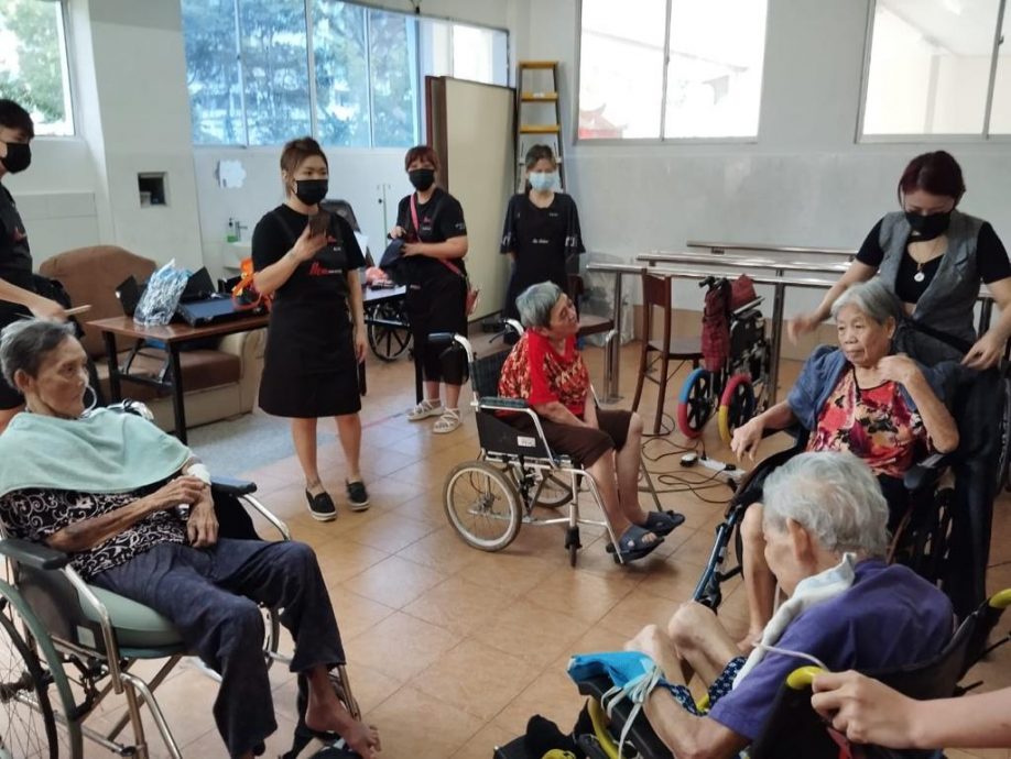 ns芙蓉/国家迈入社会老龄化 乐龄人士需要活动排除孤独感