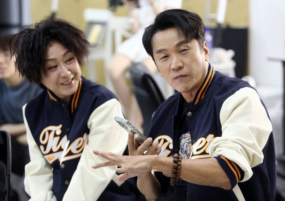 Tiger星洲华教义演30周年|跑义演和陈依依结姻缘 伍家辉惹瑞平忌羡