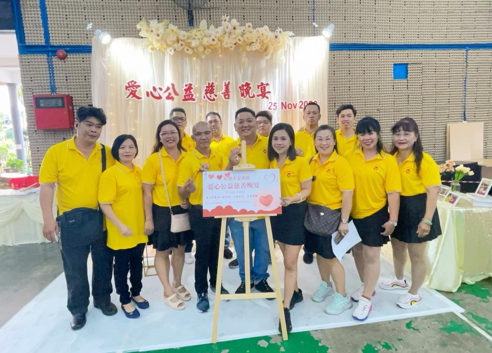 有故事的人:新巴力守望相助群