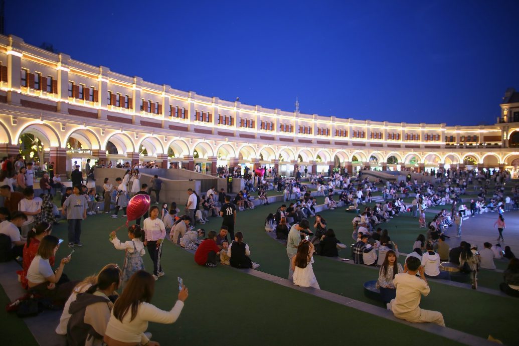 “听劝式旅游”风靡“五一” 网友支招不踩雷