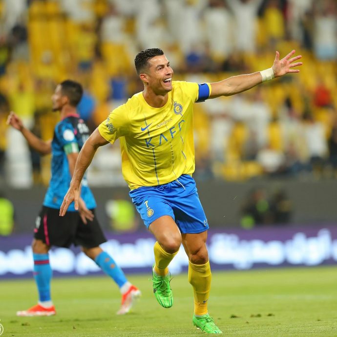 《福布斯》2024年运动员收入榜 C罗领衔4名征沙地球员入选十大