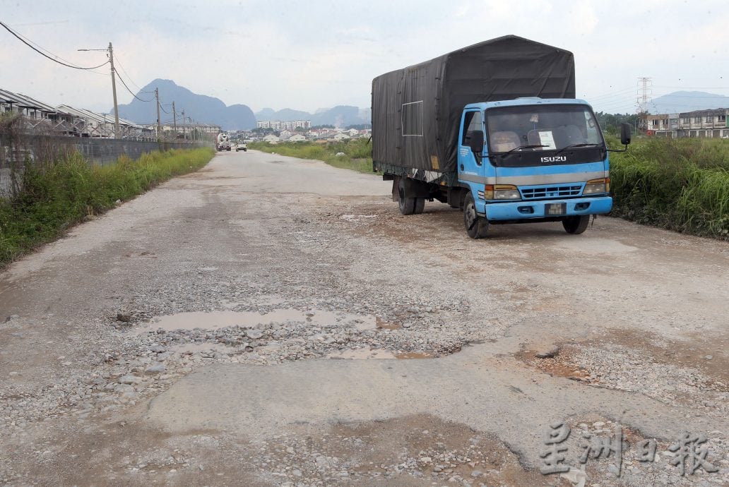 万合花园往同发超市路 6月进行提升工程