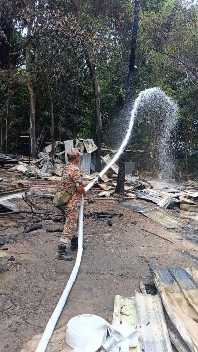 停泊岛25间建筑工人的宿舍(rumah kongsi)被烧毁,大约80名外籍劳工的财物尽皆烧毁。