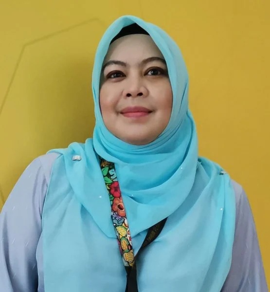 东：关丹市政厅年花35万令吉聘树艺师照顾450棵年过50年老树，确保安全不危公众。 