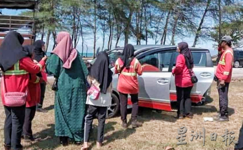 东:天降横祸 铁条从罗里掉下穿透车镜刺穿司机手臂肋骨