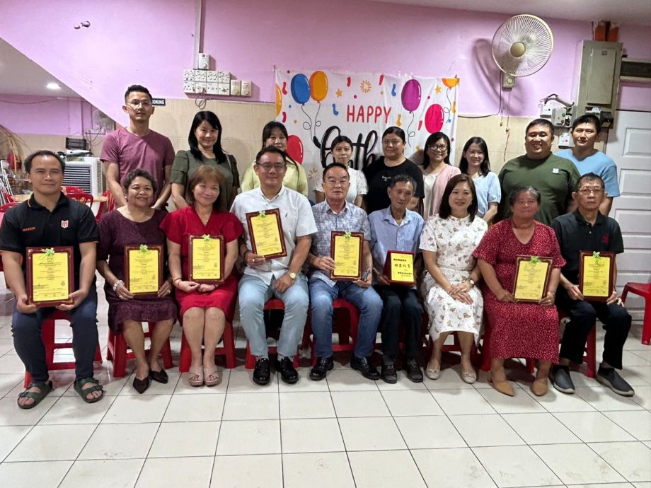 东:梁进武出任联增华小董事长职