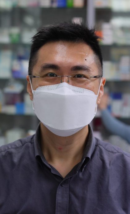 东:药剂行防疫用品药物锁量开始上升,本地冠病疫情升温初露倪端。