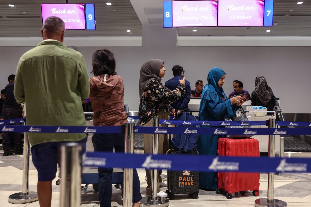 中印游客访马免除入境要求 移民局:仅嫌疑入境者需按程序审查