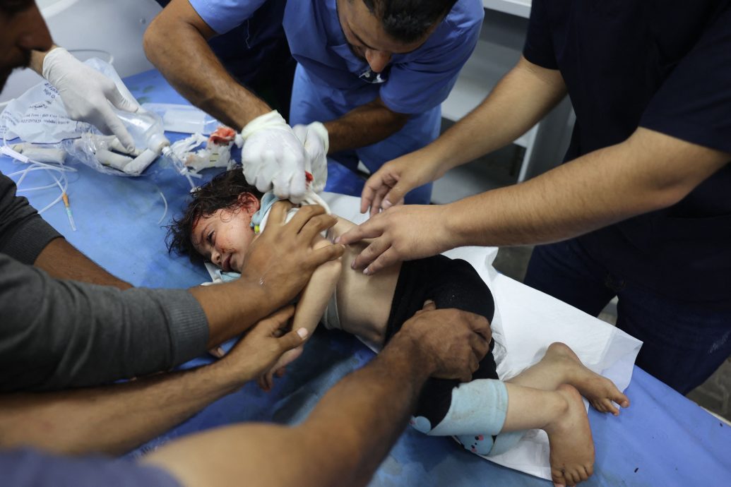 以色列空袭拉法人道区酿至少35死 目击者：人们被活活烧死