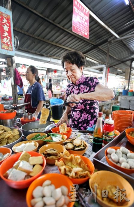 倒数挥别兵如港旧巴刹的日子 小贩不舍期待交织